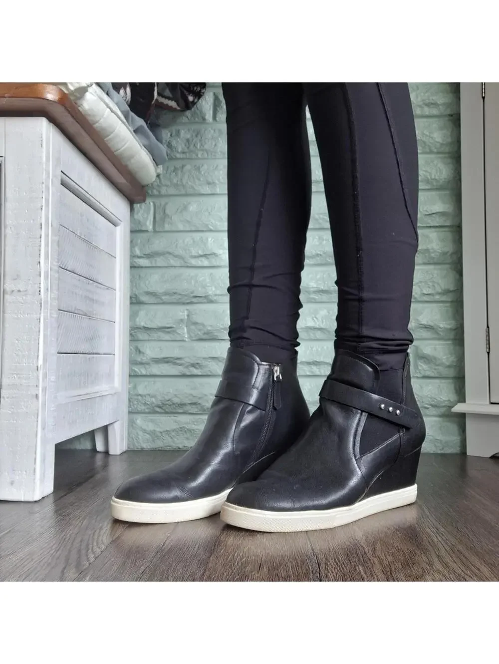 Linea Paolo Black Wedge Heel Size 9